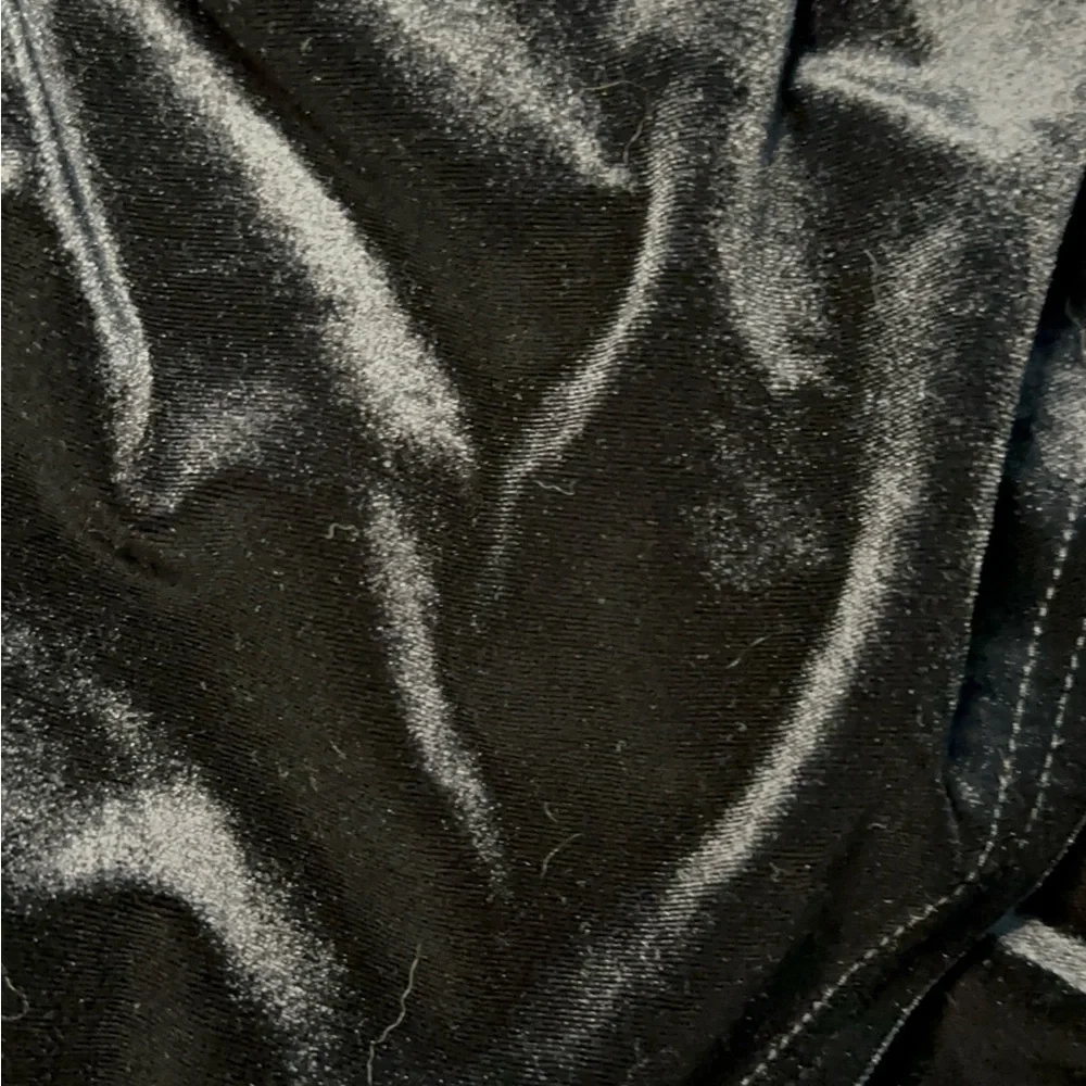 Urban Outfitters Black Ruffle Romper - Picture 5 of 5